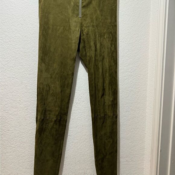 Alice + Olivia Front Zip Suede Leggings in Moss 100% lamb skin - Picture 2 of 10